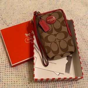 Coach small tech wristlet